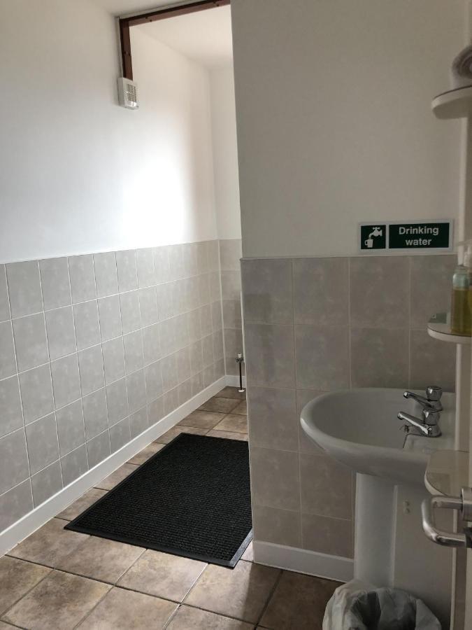 Breeze Guest House Bootle  Esterno foto