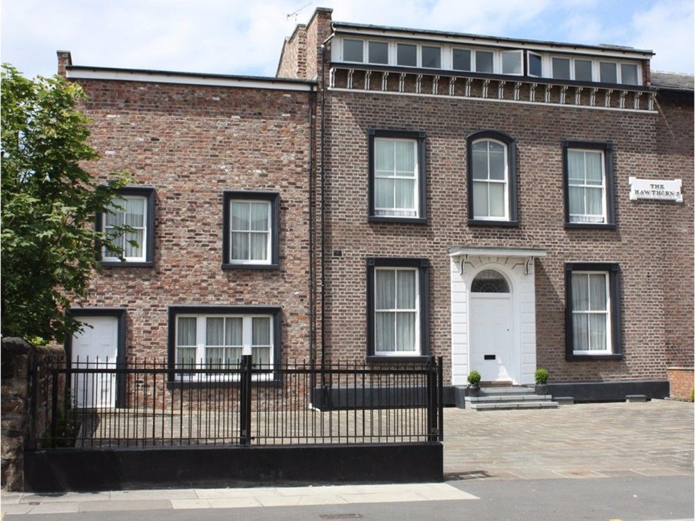 Breeze Guest House Bootle  Esterno foto