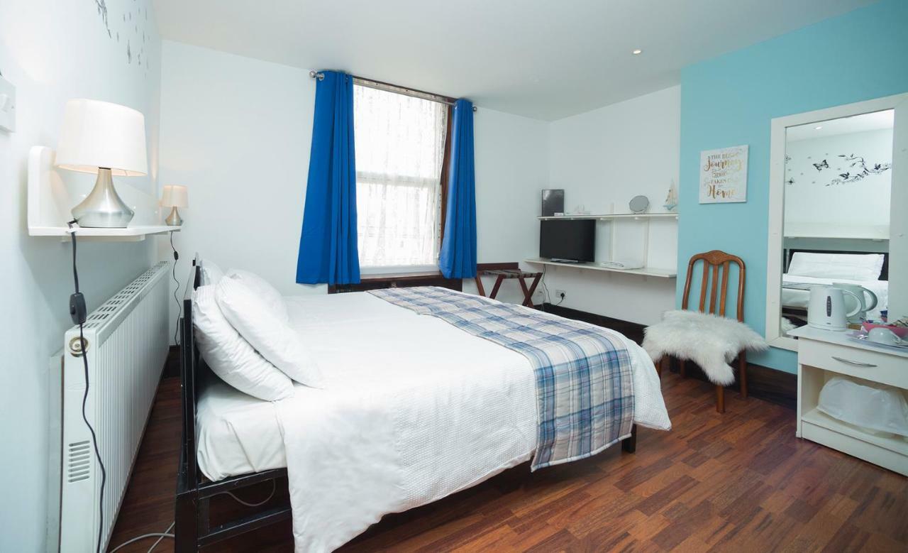 Breeze Guest House Bootle  Esterno foto
