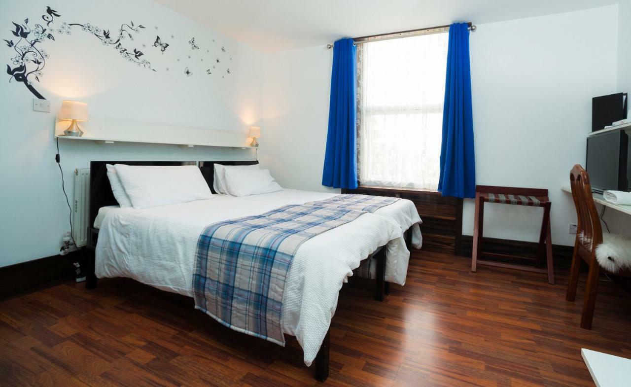 Breeze Guest House Bootle  Esterno foto